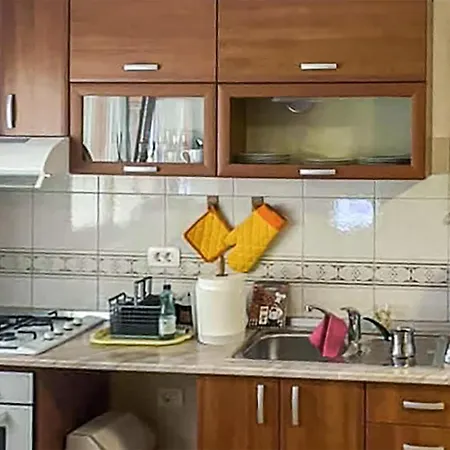 Apartment In With Wifi